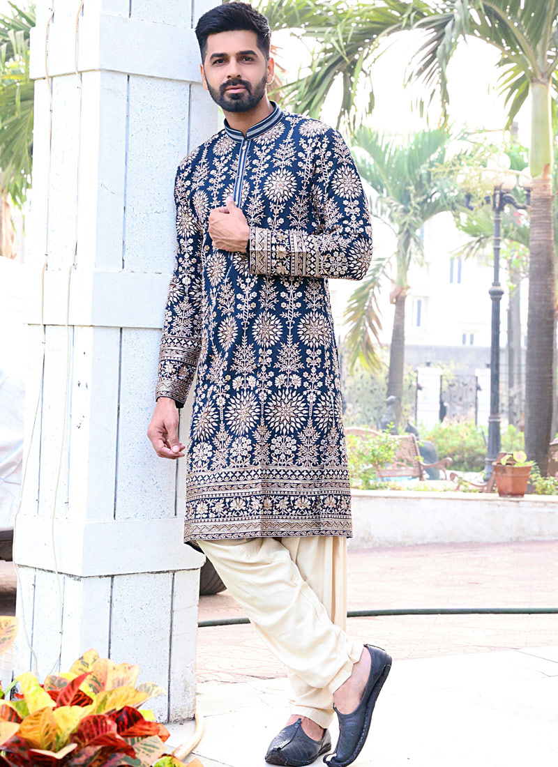 Navy Blue Georgette Embroidered Festive Wear Kafnii With Patiala Navy Blue Georgette Embroidered Festive Wear Kafnii With Patiala