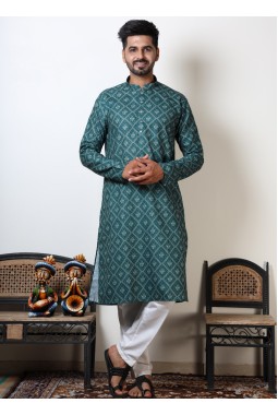 Bandhani Print Knee Length Cotton Viscose Navrati Kurta In Green
