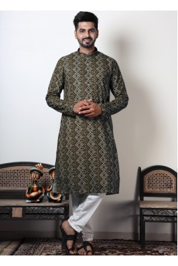 Round Neck Bandhani Print Cotton Mens Kurta For Navratri 2024 In Brown
