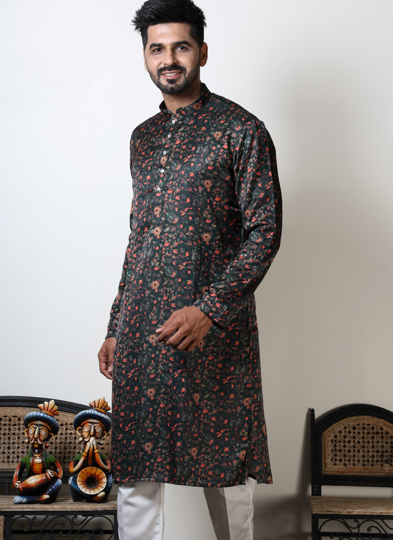 Floral Print Knee Length Cotton Kurta For Navratri Festival Floral Print Knee Length Cotton Kurta For Navratri Festival